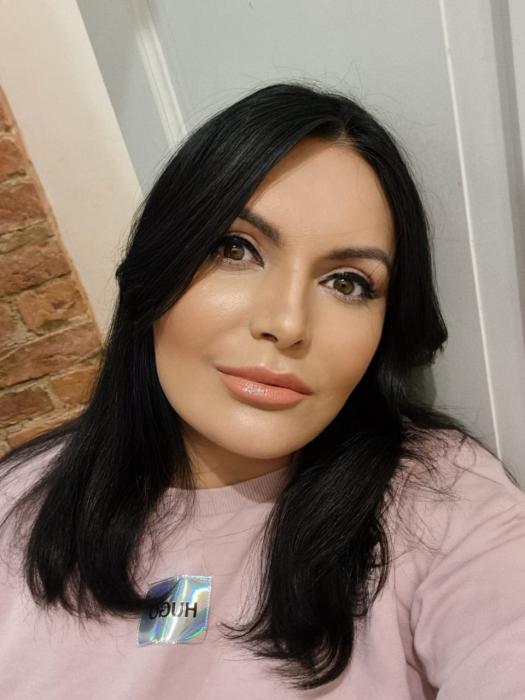 Oksana (40)