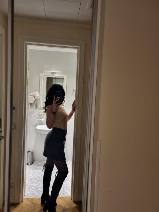  (0)