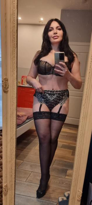 Oksana (38)