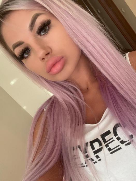 Alina (23)