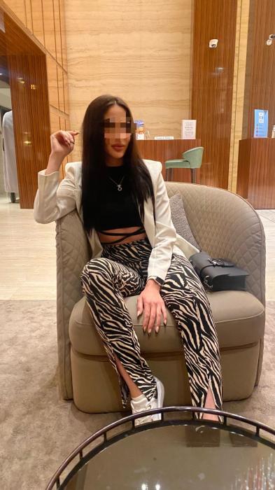 Anya (23)