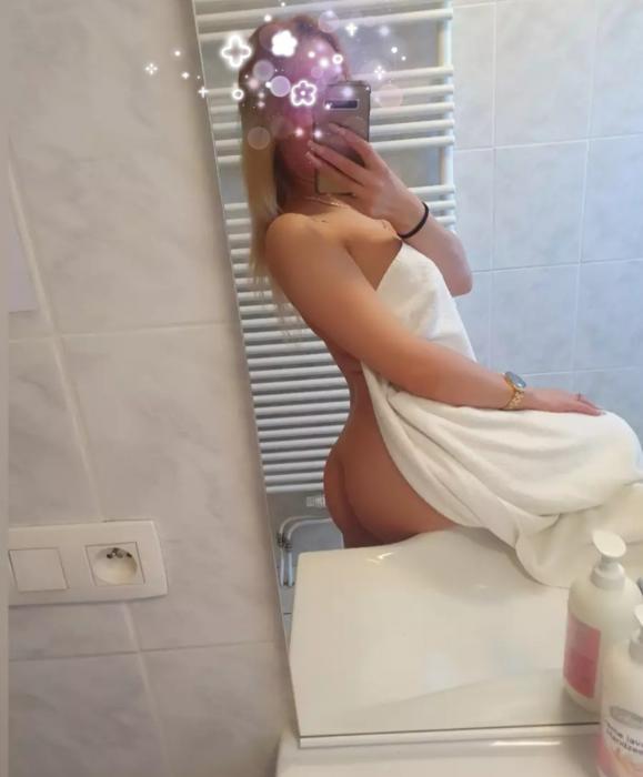 Anja (26)