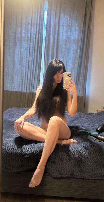 Olivia (29)