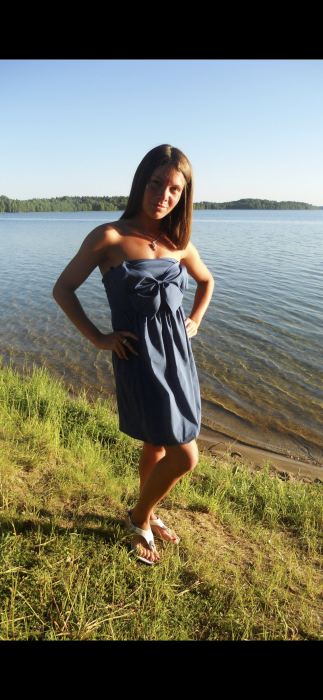 Dana (34)