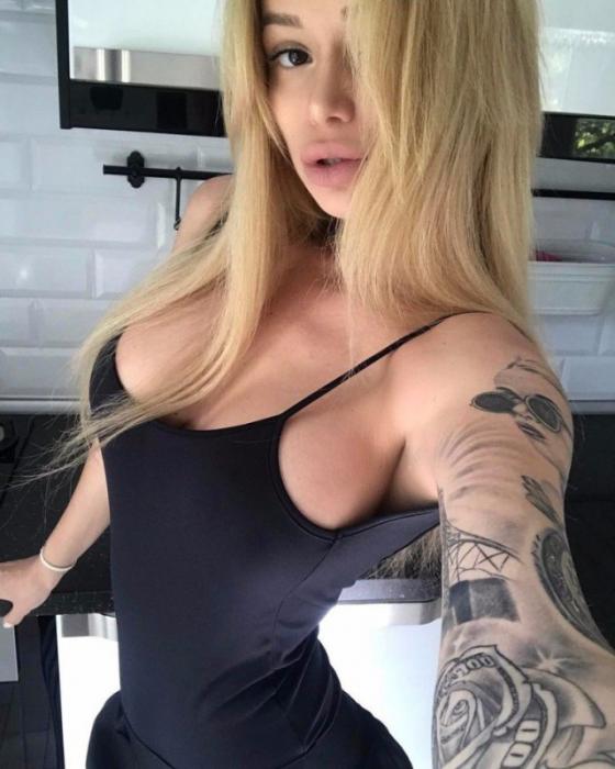 Elvira (22)