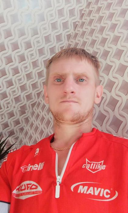 Jānis (34)