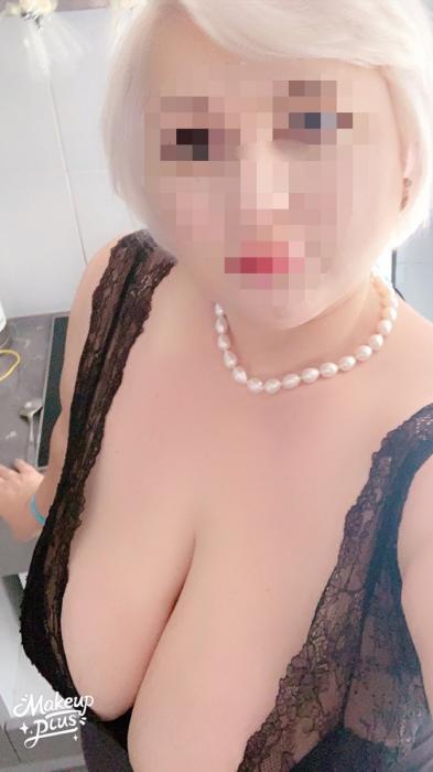 Ewa (33)