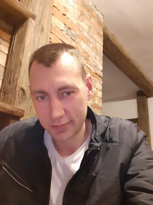 Jānis (42)