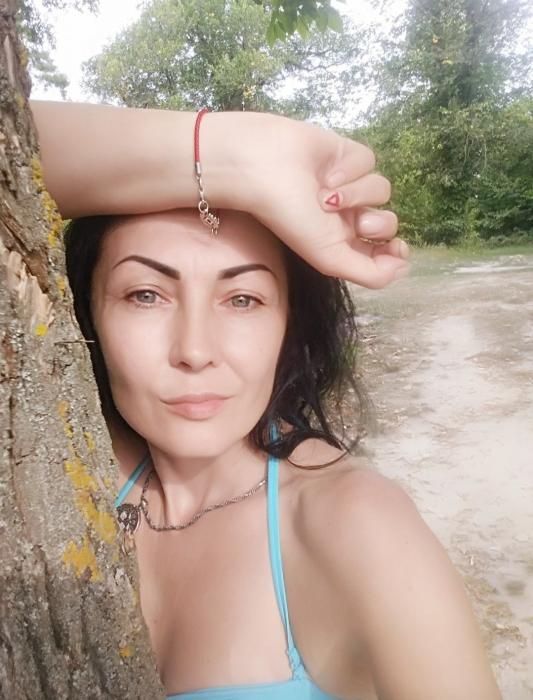 Alina (29)