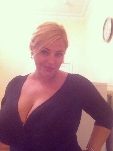 Anna (29)