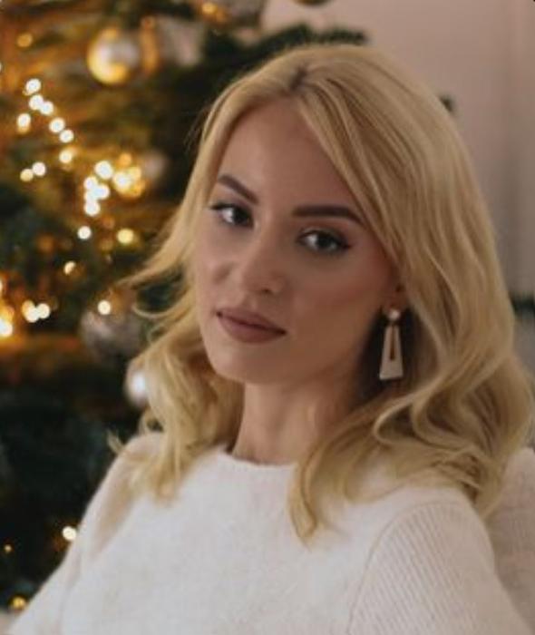 Ksenija Smirnova (25)