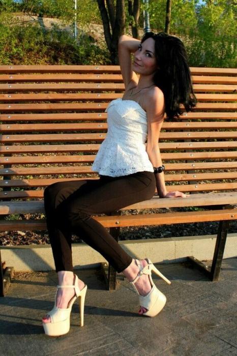 dina (28)