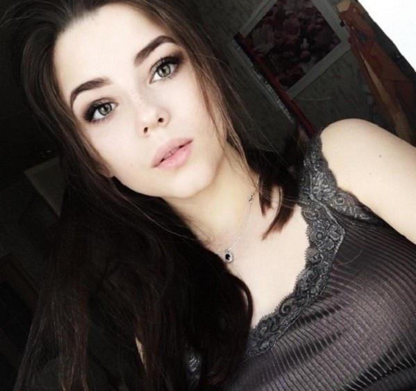Alina (29)