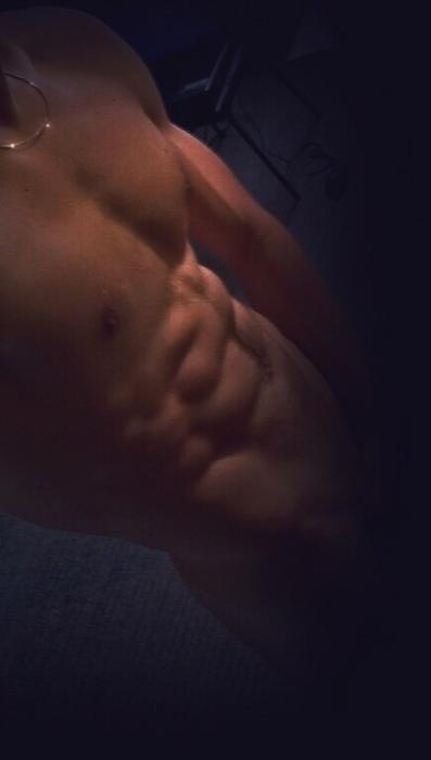 Maksim (36)