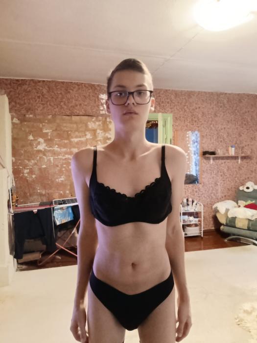 Abbie (21)