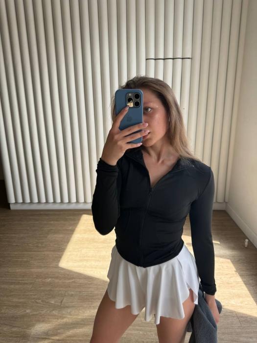 Meklēju vīrieti sek (25)