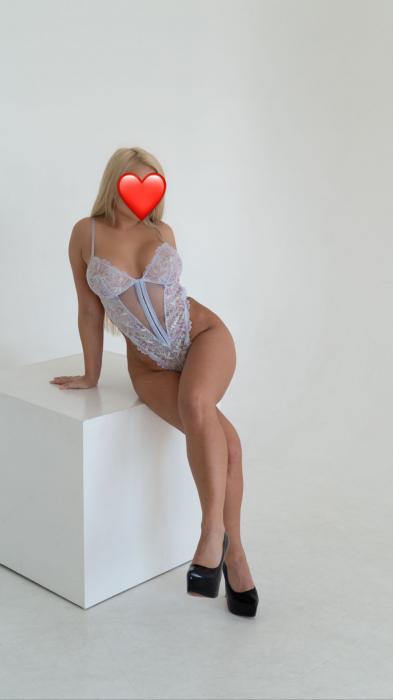 Liza (25)