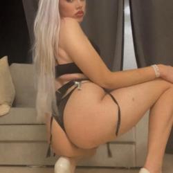 ANAL QUEEN