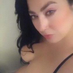  SEXY SOFI 