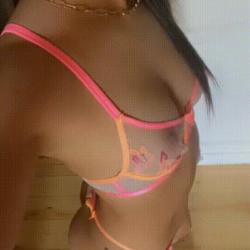  Lesly 