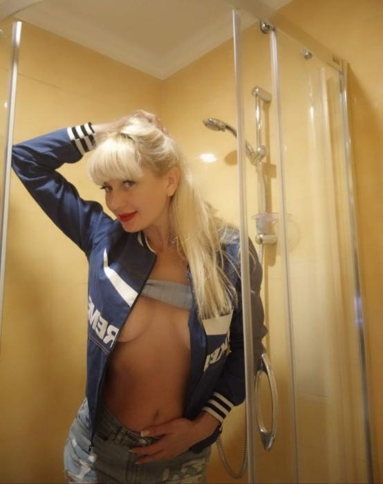 ANGELICA  (30)