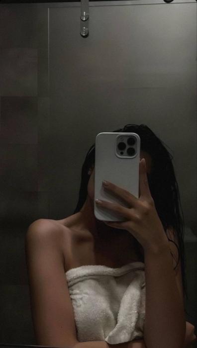 (21)