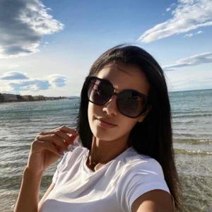 Lili 