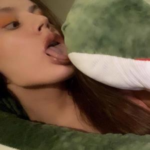 HOT GIRL