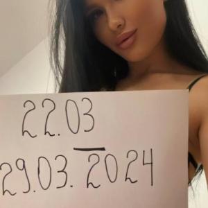 Karina Real