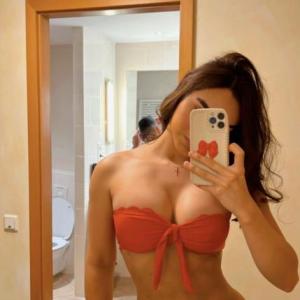 Anita hot trans