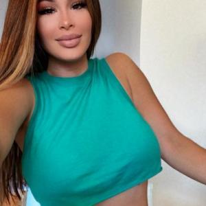 Mia