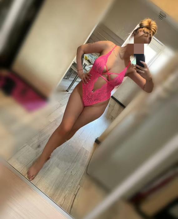 Helena (26)