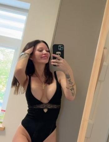  (0)