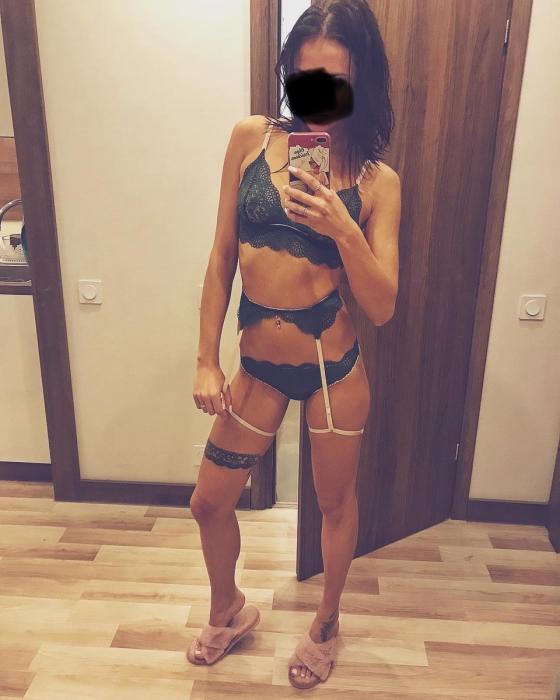 ДВЕ ДЕВОЧКИ (24)