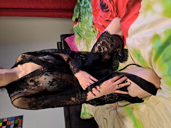 Lana (27)
