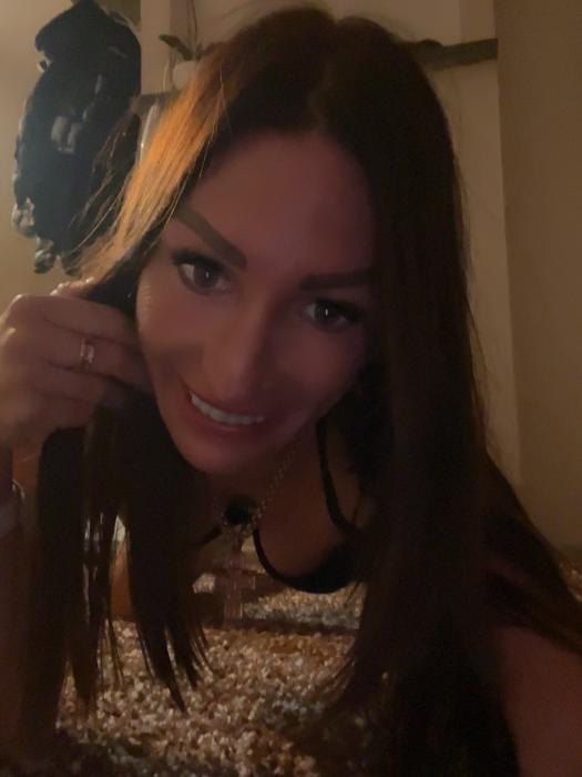 Elīna 220€Stunda (35)