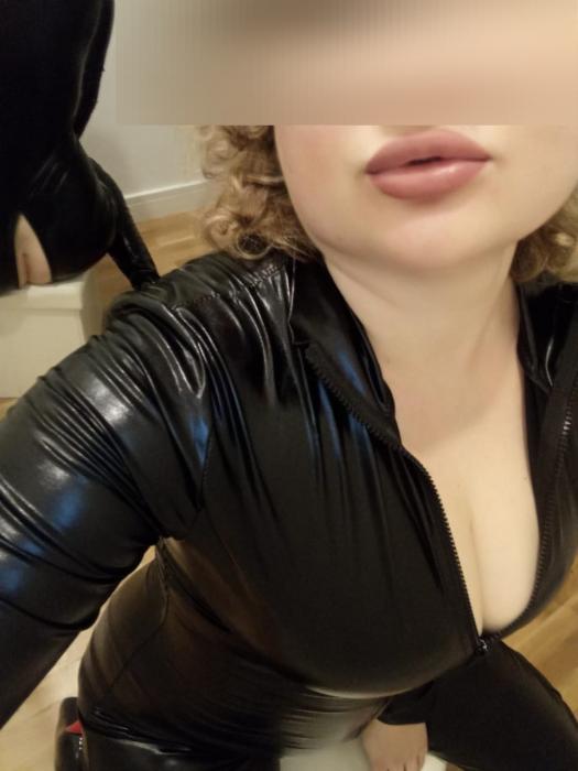 Nika (36)