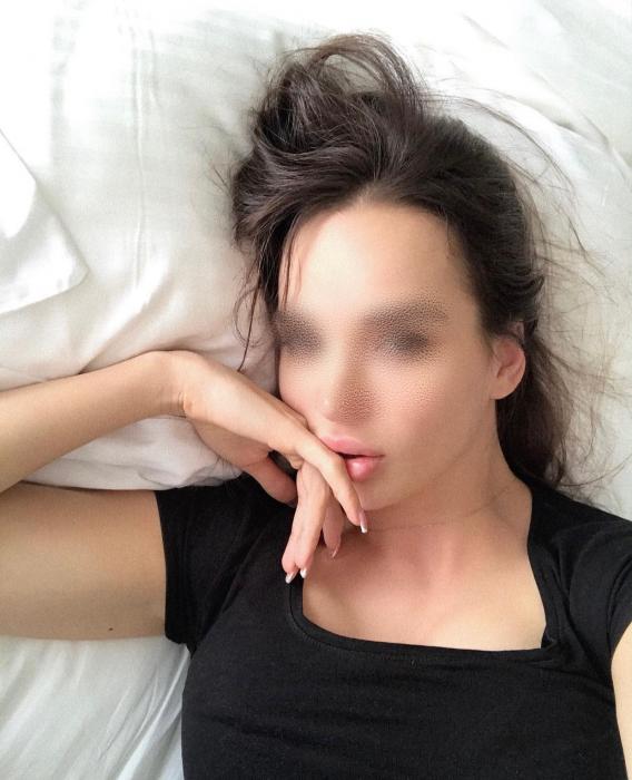 Mila (27)