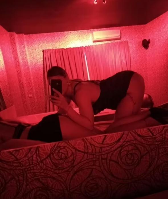2Girls (27)