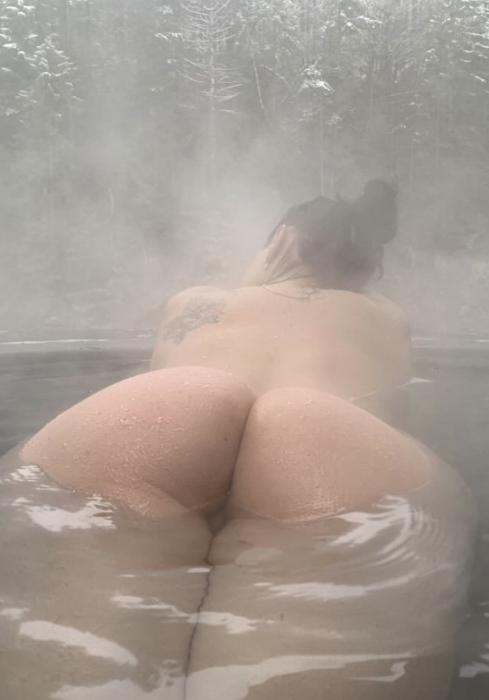 Katrin (26)