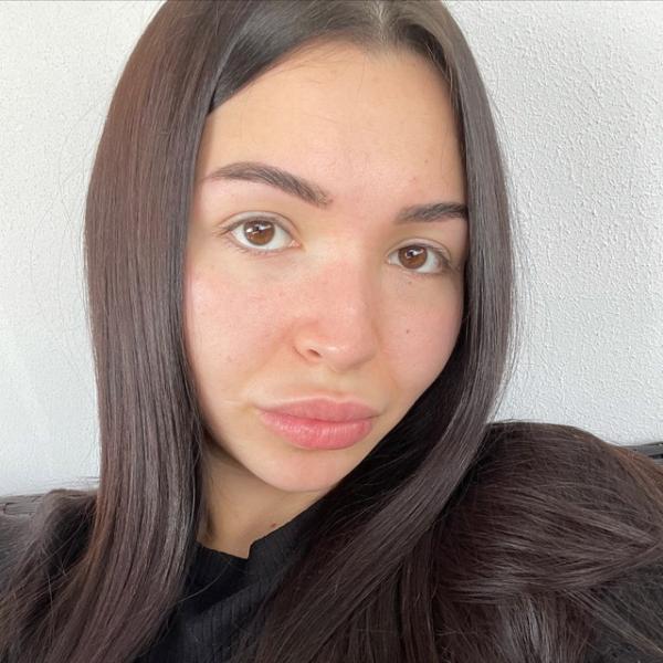 Milana (23)