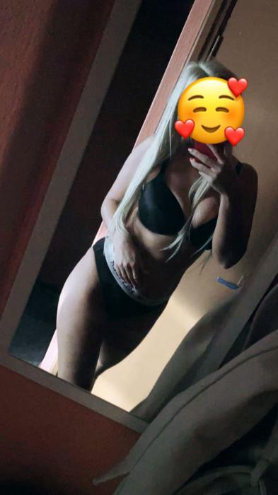 Laura26056018 (30)