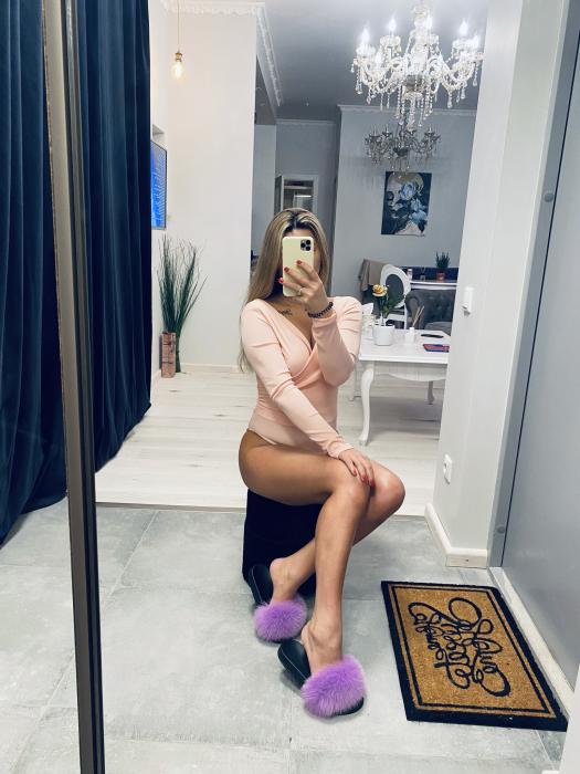  (0)