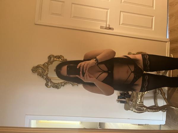 Amanda (36)