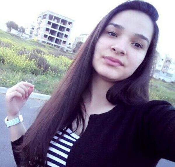 Sara (18)