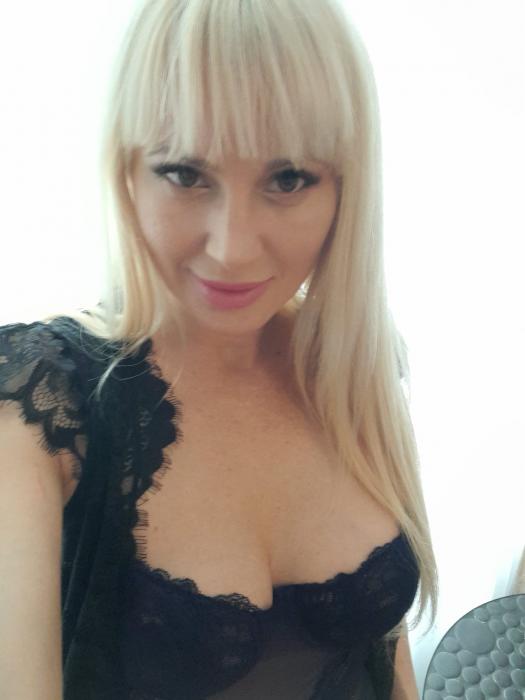 Zlata (30)