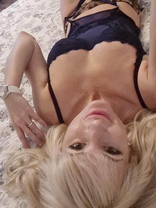ZLATA (30)