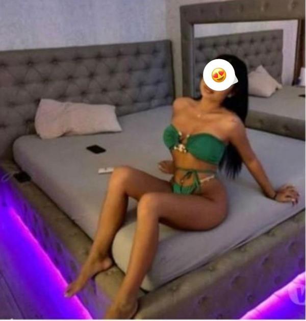 Eva (21)