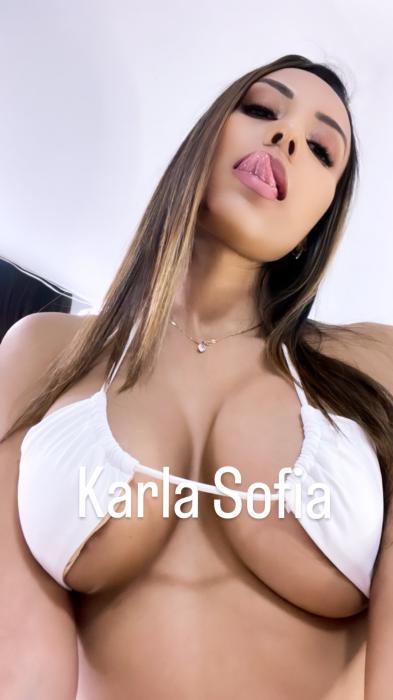 Karla Sofia (24)