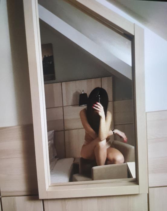 Molly (31)